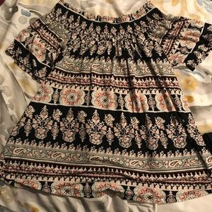 BOHO OFF THE SHOULDER TOP